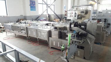 Easy Operation Chocolate Packaging Machine , Chocolate Fold Wrapping Machine